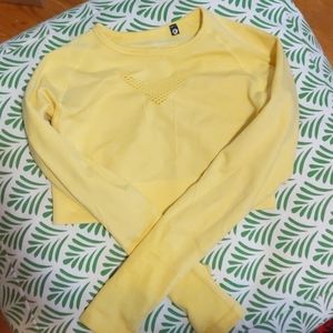 AYBL Activewear shirt size small